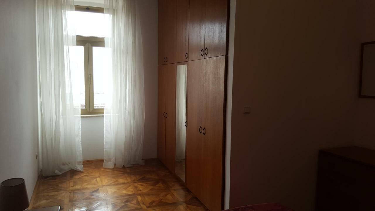 Centar Old Town, With Free Private Parking Apartment Pula Luaran gambar